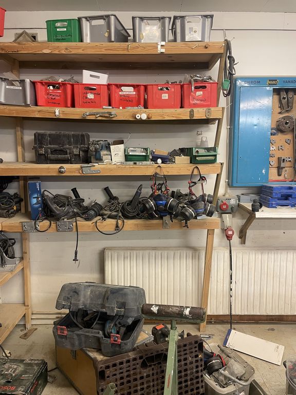 B-1325, 3920 Qaqortoq