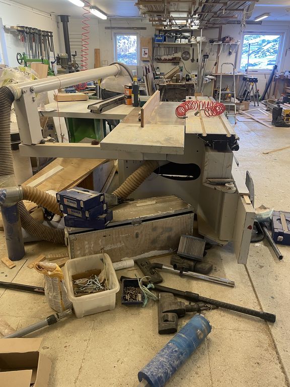 B-1325, 3920 Qaqortoq