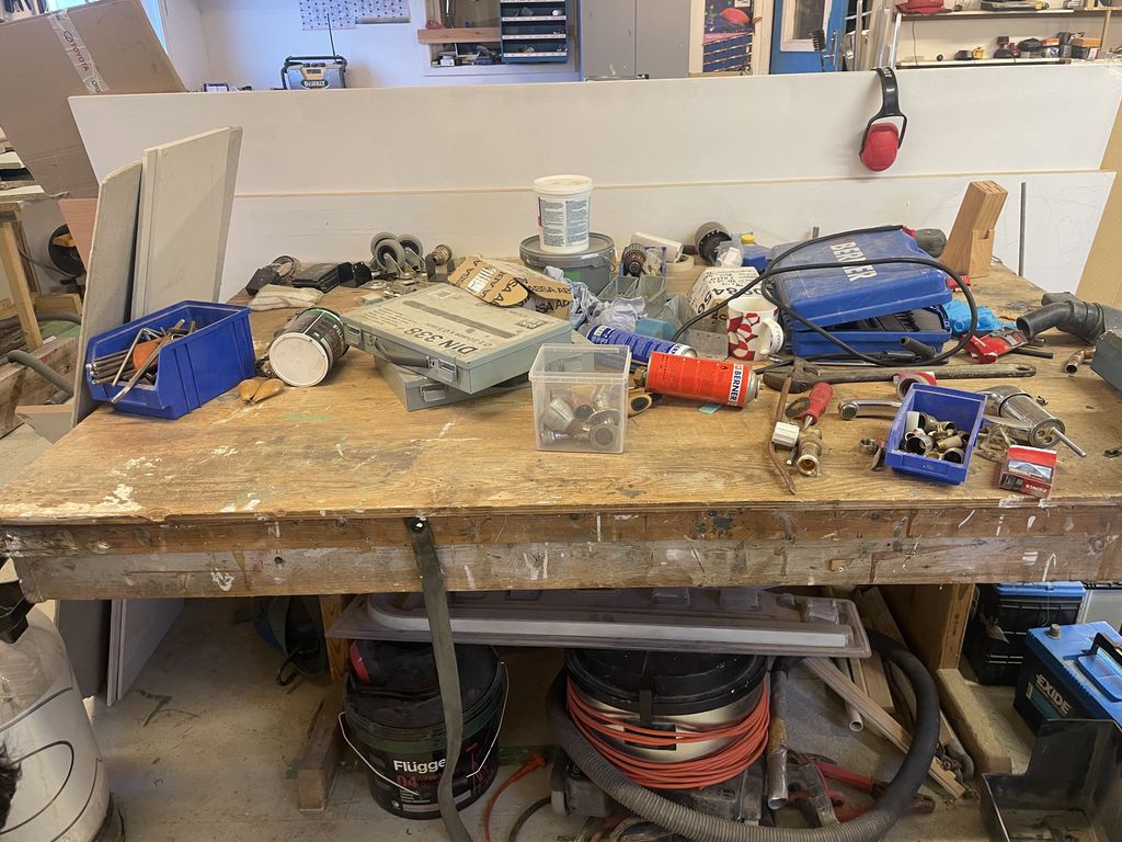 B-1325, 3920 Qaqortoq