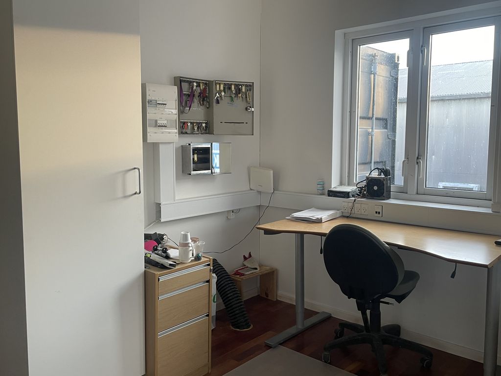 B-1325, 3920 Qaqortoq