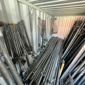 Blå 20 fods Container  M/ stillads ( nr. 8 )