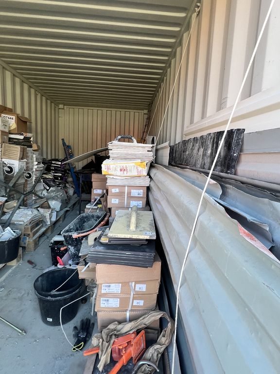 Blå 20 fods container M/mureudstyr ( Nr 10 )