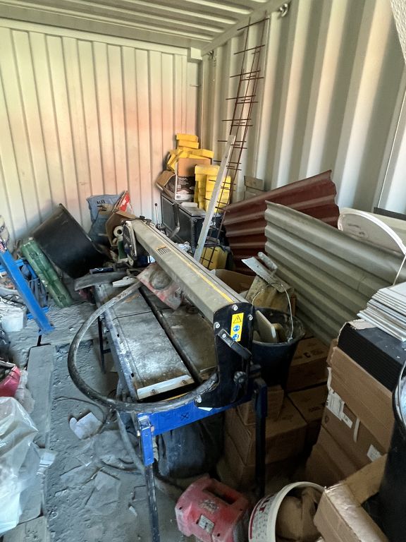 Blå 20 fods container M/mureudstyr ( Nr 10 )