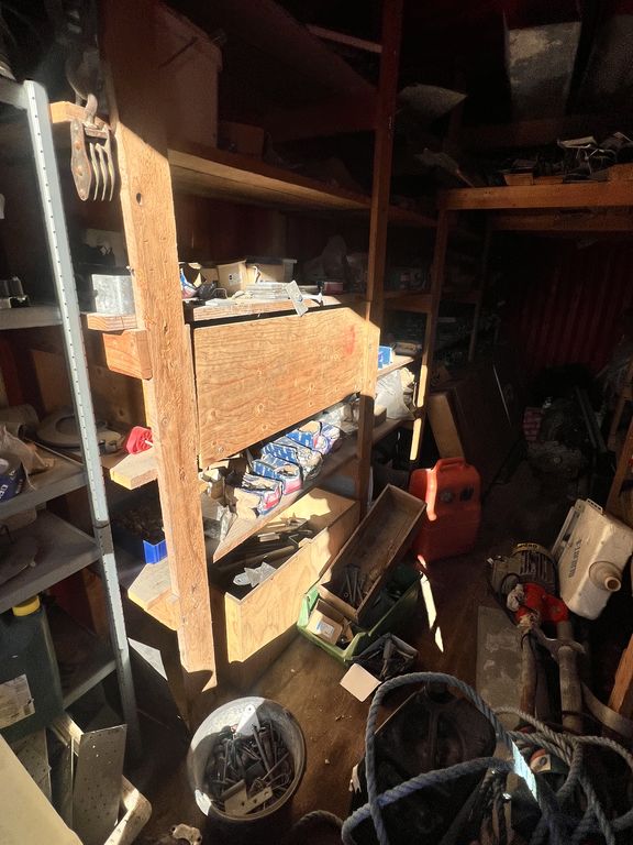 Rød 20 fods Container M/bolt & Jern ( Nr 3 )