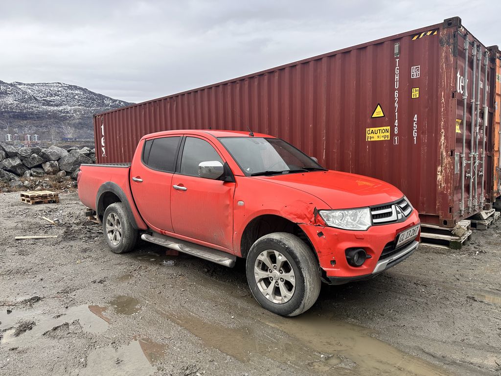 NYT : MITSUBISHI L200