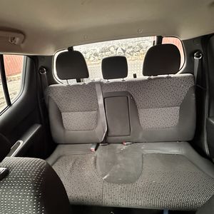 NYT : MITSUBISHI L200